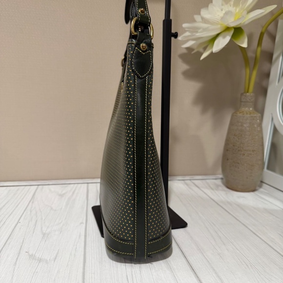 Vintage Dooney & Bourke Cabrio Green/Yellow Perforated Leather Large Hobo Bag - Picture 6 of 16